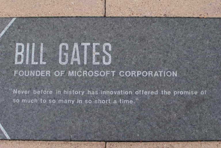 87 Buchempfehlungen von Bill Gates | Komplette Liste